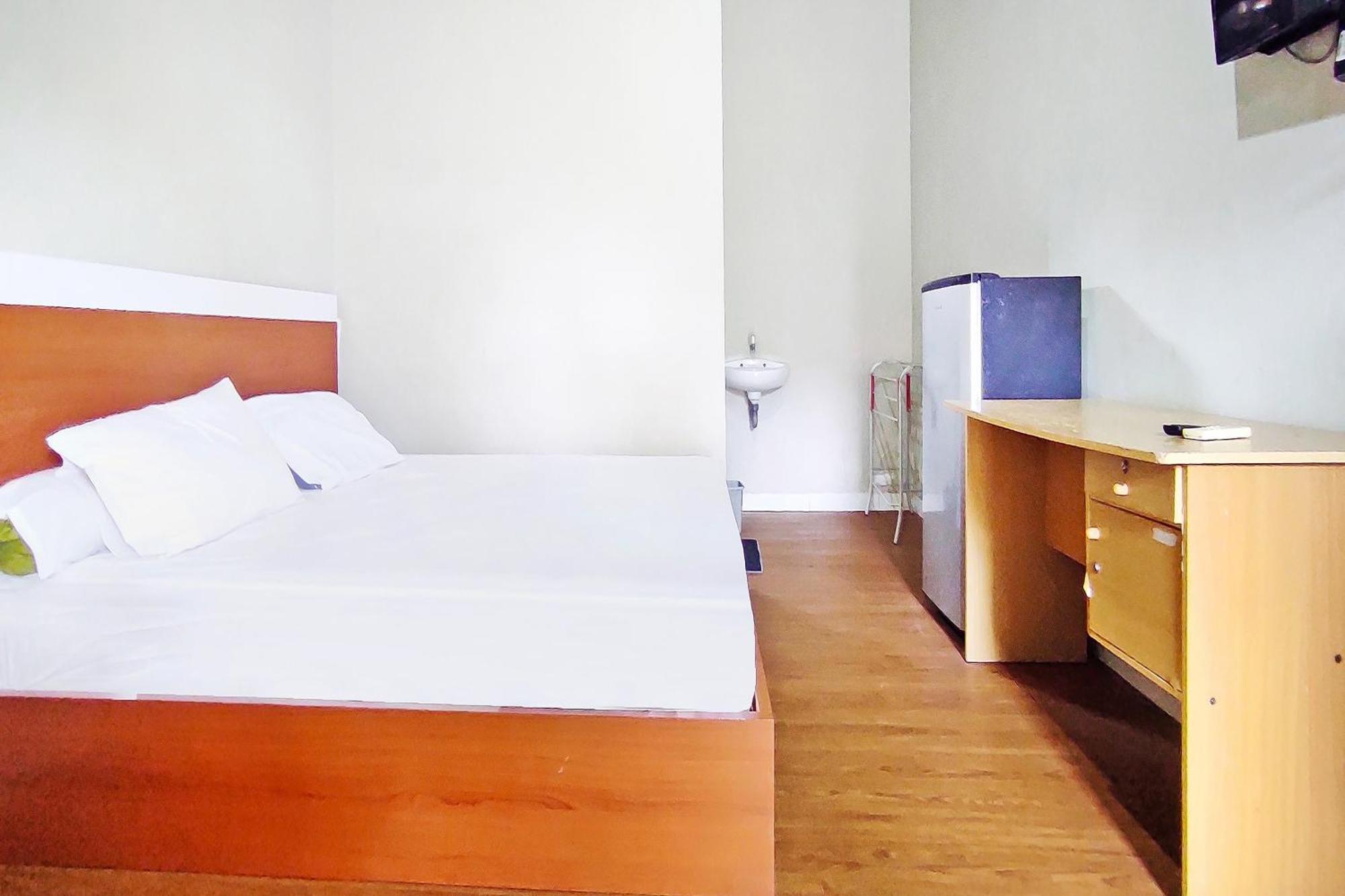 Collection O 91046 Hotel Remaja Indah Masamba Exterior photo